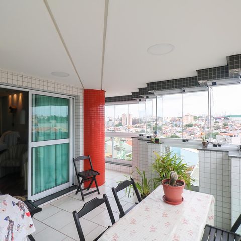 Apartamento à venda com 188m², 3 quartos e 4 vagasVaranda da Sala
