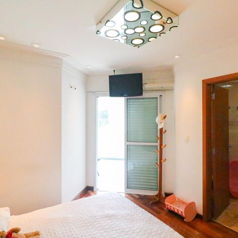 Apartamento à venda com 188m², 3 quartos e 4 vagasSuíte 2