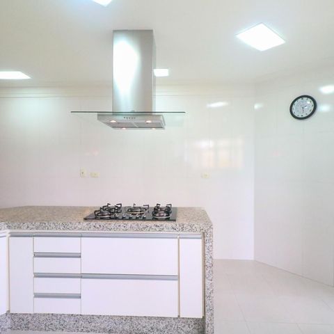 Apartamento à venda com 188m², 3 quartos e 4 vagasCozinha