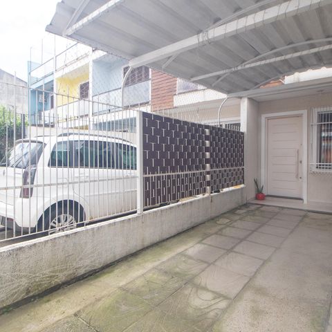Casa à venda com 82m², 2 quartos e 2 vagas Casa à venda com 82m², 2 quartos e 2 vagasÁrea Externa
