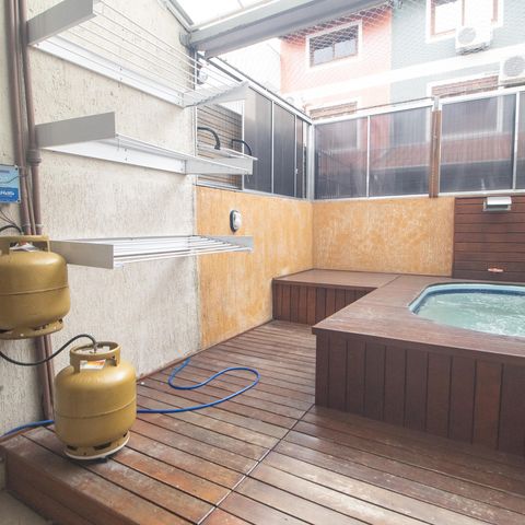 Casa à venda com 82m², 2 quartos e 2 vagas Casa à venda com 82m², 2 quartos e 2 vagasÁrea Externa