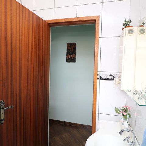 Casa à venda com 130m², 3 quartos e 1 vagaBanheiro