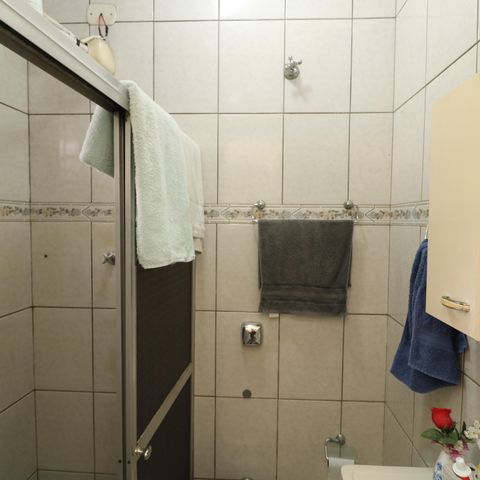 Casa à venda com 130m², 3 quartos e 1 vagaBanheiro 2