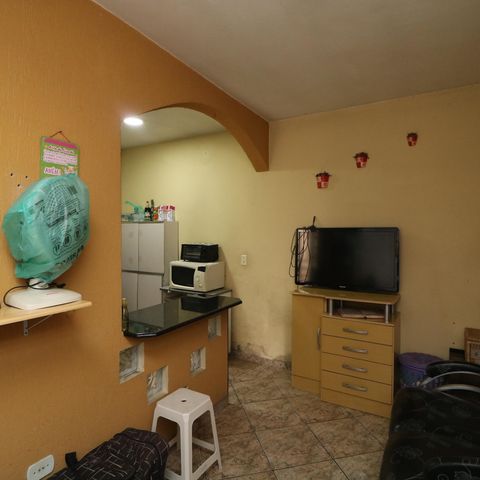 Casa à venda com 130m², 3 quartos e 1 vagaQuarto de Serviço
