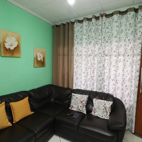 Casa à venda com 130m², 3 quartos e 1 vagaSala