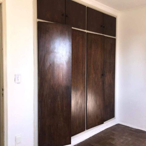 Casa à venda com 210m², 6 quartos e 2 vagas