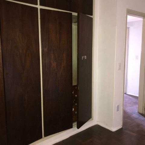 Casa à venda com 210m², 6 quartos e 2 vagas