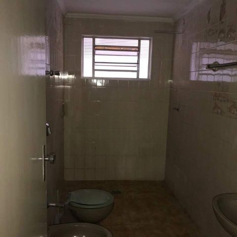 Casa à venda com 210m², 6 quartos e 2 vagas