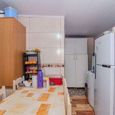 Casa à venda com 65m², 2 quartos e 1 vaga Casa à venda com 65m², 2 quartos e 1 vagaCozinha