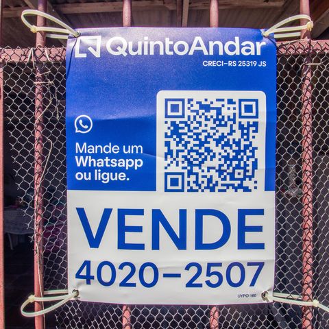 Casa à venda com 65m², 2 quartos e 1 vaga Casa à venda com 65m², 2 quartos e 1 vagaPlaquinha