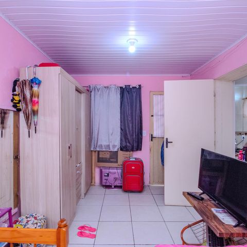 Casa à venda com 65m², 2 quartos e 1 vaga Casa à venda com 65m², 2 quartos e 1 vagaQuarto 1