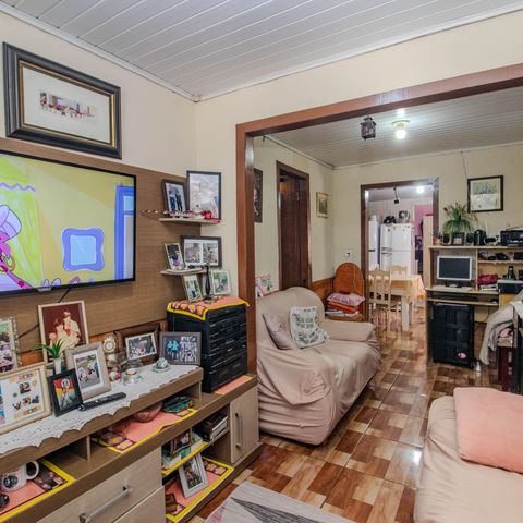Casa à venda com 65m², 2 quartos e 1 vaga Casa à venda com 65m², 2 quartos e 1 vagaSala