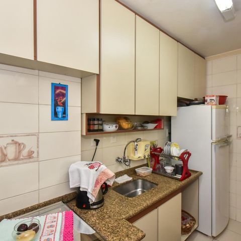 Apartamento à venda com 55m², 2 quartos e 1 vagaCozinha