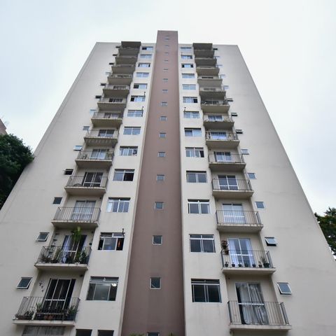 Apartamento à venda com 55m², 2 quartos e 1 vagaFachada