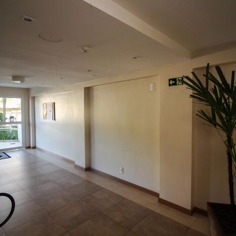 Apartamento à venda com 56m², 2 quartos e 1 vaga Apartamento à venda com 56m², 2 quartos e 1 vagaHall de entrada