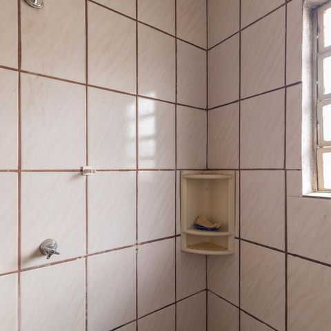 Casa à venda com 200m², 7 quartos e 5 vagas Casa à venda com 200m², 7 quartos e 5 vagasBanheiro Suíte 3