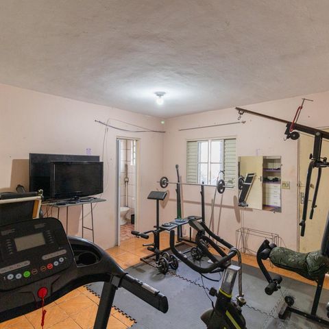 Casa à venda com 200m², 7 quartos e 5 vagas Casa à venda com 200m², 7 quartos e 5 vagasSuíte 2