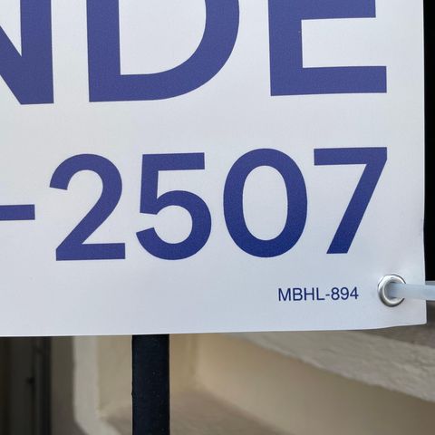 Casa à venda com 200m², 7 quartos e 5 vagas Casa à venda com 200m², 7 quartos e 5 vagasMBHL-894