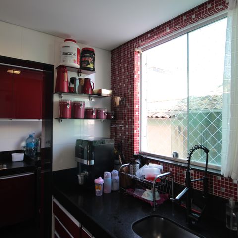 Apartamento à venda com 95m², 3 quartos e 2 vagasCozinha e Área de Serviço
