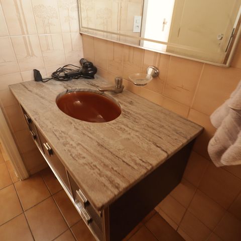 Casa para alugar com 180m², 3 quartos e 2 vagas Casa para alugar com 180m², 3 quartos e 2 vagasBanheiro Social