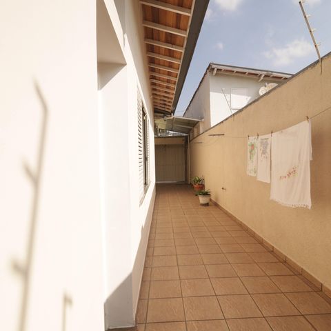 Casa para alugar com 180m², 3 quartos e 2 vagas Casa para alugar com 180m², 3 quartos e 2 vagasÁrea Externa