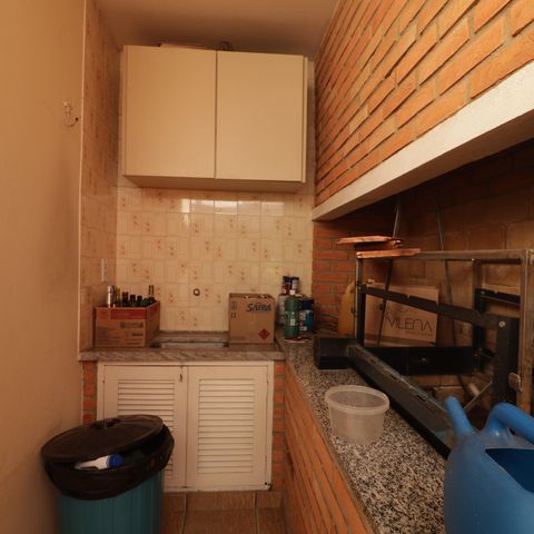 Casa para alugar com 180m², 3 quartos e 2 vagas Casa para alugar com 180m², 3 quartos e 2 vagasÁrea de Serviço
