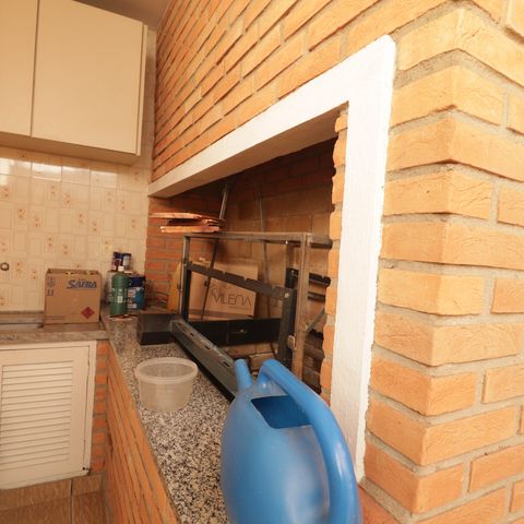Casa para alugar com 180m², 3 quartos e 2 vagas Casa para alugar com 180m², 3 quartos e 2 vagasÁrea de Serviço