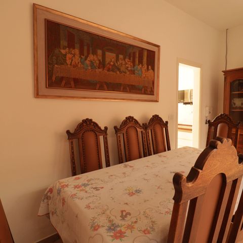 Casa para alugar com 180m², 3 quartos e 2 vagas Casa para alugar com 180m², 3 quartos e 2 vagasCopa