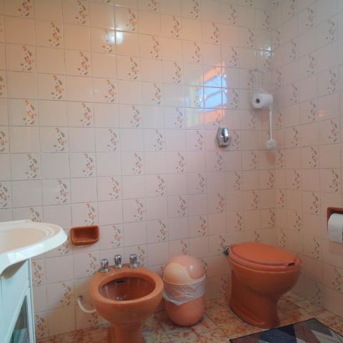 Casa à venda com 90m², 3 quartos e 1 vagaBanheiro