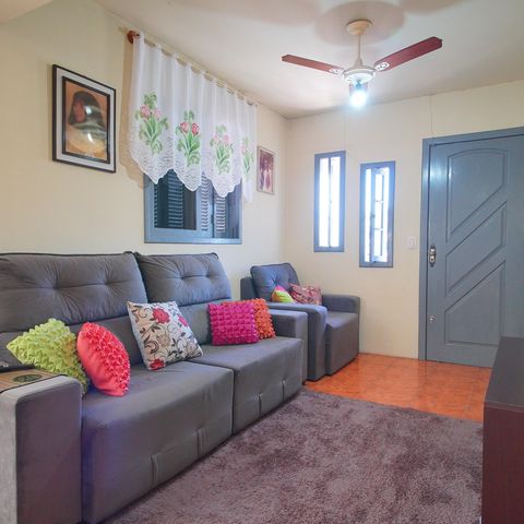 Casa à venda com 90m², 3 quartos e 1 vagaSala