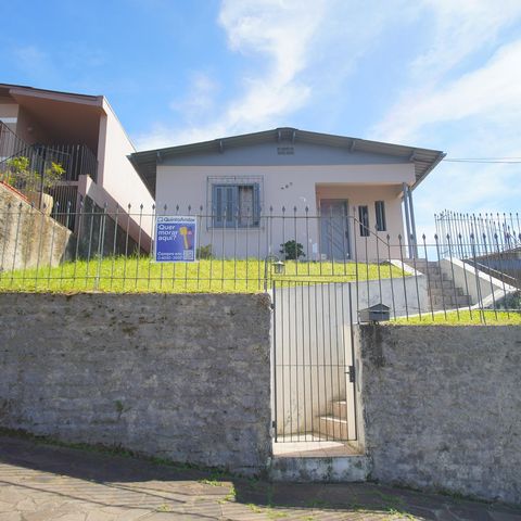 Casa à venda com 90m², 3 quartos e 1 vagaFachada