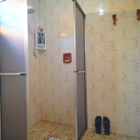 Casa à venda com 90m², 3 quartos e 1 vagaBanheiro