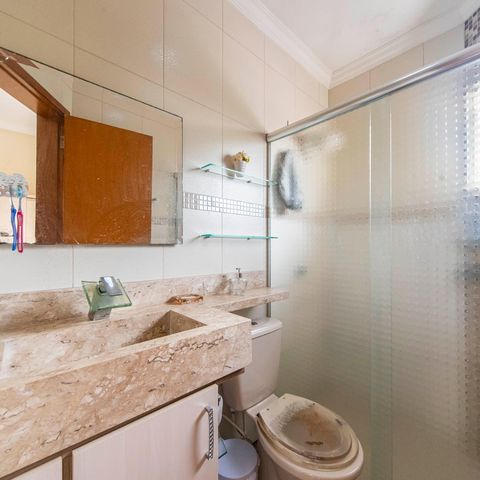 Casa para alugar com 190m², 3 quartos e 3 vagas Casa para alugar com 190m², 3 quartos e 3 vagasBanheiro do Quarto 3