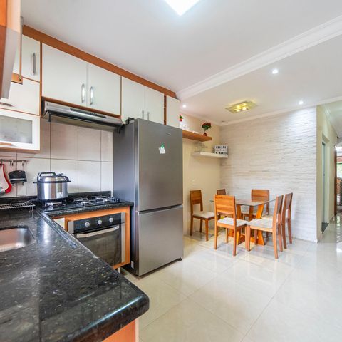 Casa para alugar com 190m², 3 quartos e 3 vagas Casa para alugar com 190m², 3 quartos e 3 vagasCozinha