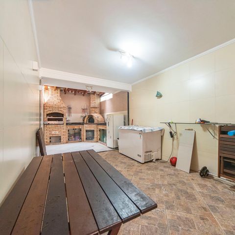 Casa para alugar com 190m², 3 quartos e 3 vagas Casa para alugar com 190m², 3 quartos e 3 vagasÁrea Gourmet