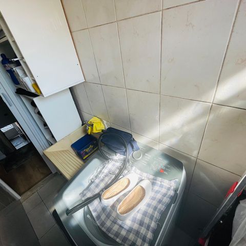 Casa à venda com 80m², 2 quartos e 1 vaga Casa à venda com 80m², 2 quartos e 1 vagaÁrea de Serviço