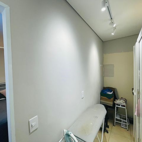 Casa à venda com 80m², 2 quartos e 1 vaga Casa à venda com 80m², 2 quartos e 1 vagaCloset