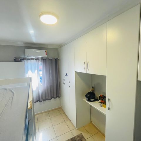 Casa à venda com 80m², 2 quartos e 1 vaga Casa à venda com 80m², 2 quartos e 1 vagaQuarto 2