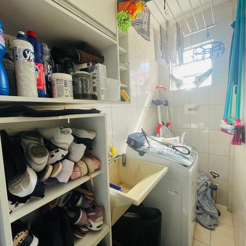 Casa à venda com 80m², 2 quartos e 1 vaga Casa à venda com 80m², 2 quartos e 1 vagaÁrea de Serviço