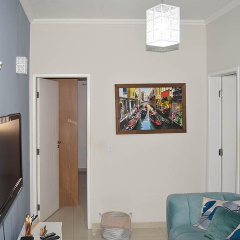 Casa à venda com 252m², 4 quartos e 3 vagas Casa à venda com 252m², 4 quartos e 3 vagasSala de TV