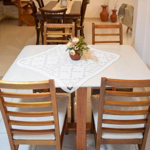 Casa à venda com 252m², 4 quartos e 3 vagas Casa à venda com 252m², 4 quartos e 3 vagasCozinha