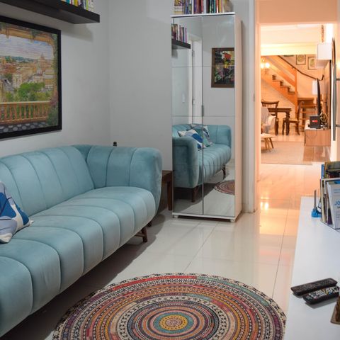 Casa à venda com 252m², 4 quartos e 3 vagas Casa à venda com 252m², 4 quartos e 3 vagasSala de TV