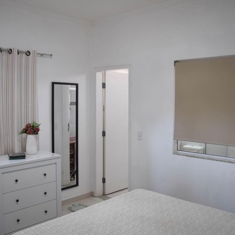 Casa à venda com 252m², 4 quartos e 3 vagas Casa à venda com 252m², 4 quartos e 3 vagasSuíte 1