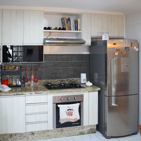 Casa à venda com 252m², 4 quartos e 3 vagas Casa à venda com 252m², 4 quartos e 3 vagasCozinha
