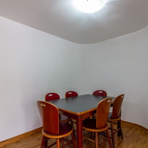 Studio à venda com 49m², 1 quarto e 1 vaga Studio à venda com 49m², 1 quarto e 1 vagaSala