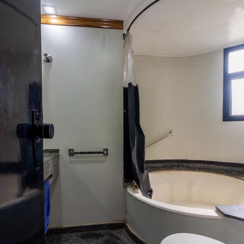 Studio à venda com 49m², 1 quarto e 1 vaga Studio à venda com 49m², 1 quarto e 1 vagaBanheiro da Suíte