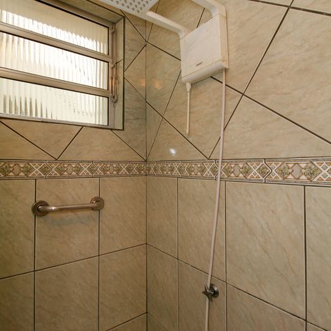 Casa à venda com 280m², 4 quartos e 2 vagasBanheiro Social 1