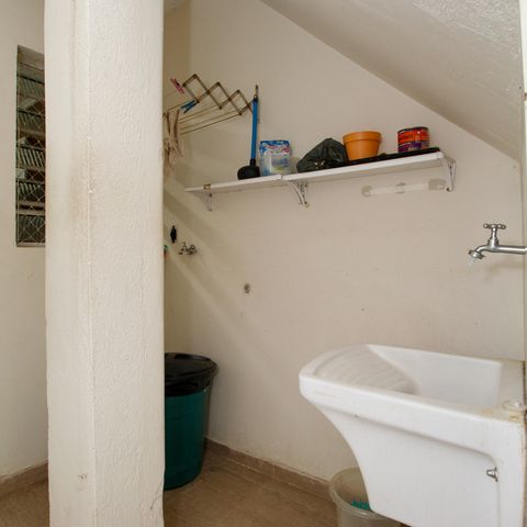Casa à venda com 280m², 4 quartos e 2 vagasÁrea de Serviço