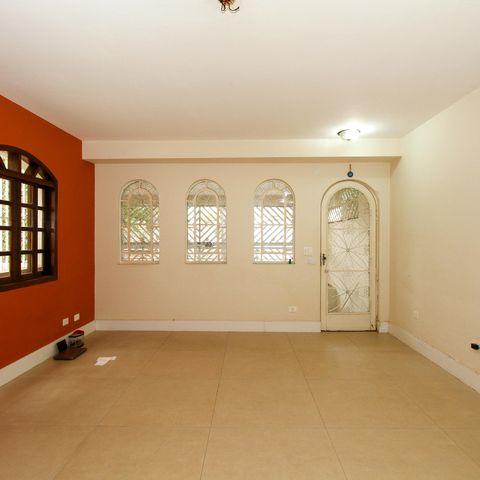 Casa à venda com 280m², 4 quartos e 2 vagasSala