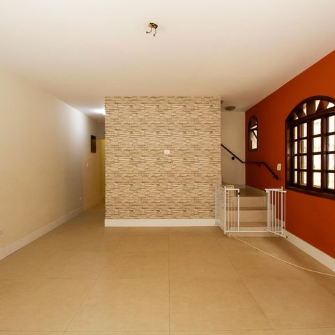 Casa à venda com 280m², 4 quartos e 2 vagasSala